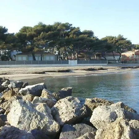 Сasa de vacaciones Maison Hyeres, 4 Pieces, 6 Personnes - Fr-1-335-88 *